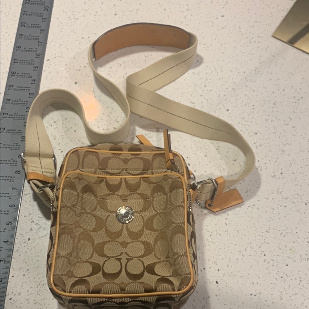 Rare Coach Tan and Brown Crossbody Bag EUC